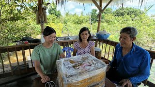Family Unexpectedly Received Gift Box From Mysterious Guest After 2 Days Of Traveling To An Giang