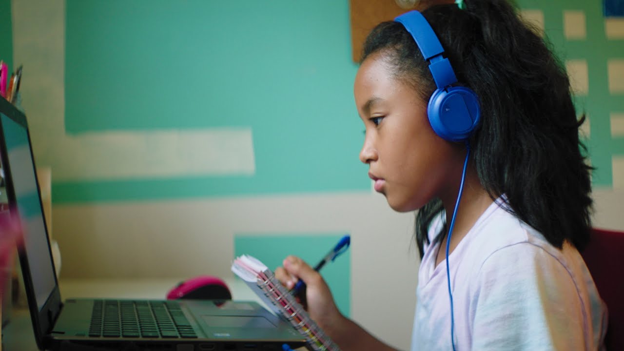 Partnerships to bridge the digital divide for schools