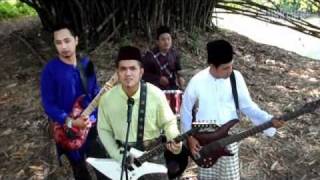 Download lagu Rock Raya - Bahagia di Aidilfitri by UNICORN (original 2010) NEW !!! mp3