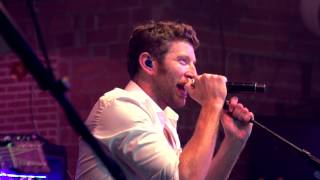 Brett Eldredge Live From Brick Street &quot;Mean To Me&quot; HD 1080p