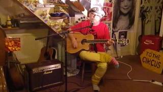 Paul McCartney - You Want Her Too - Acoustic Cover - Danny McEvoy