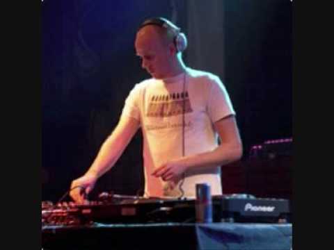 Radio Slave - Koma Koma (Pete Tong's Essntial Mix)