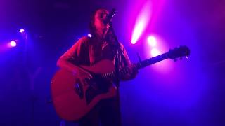 Amy Shark - Love Monster Tour 2019 Paris live - Leave us Alone (acoustic)