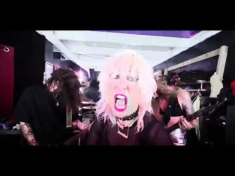 Lucie Sue - The Famous Last Words (Official Music Video)