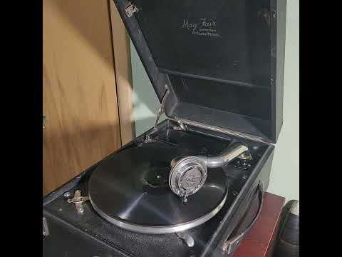 "You're Just Another Memory" by Rudy Vallée & his Connecticut Yankees on a 1930s May-Fair Phonograph