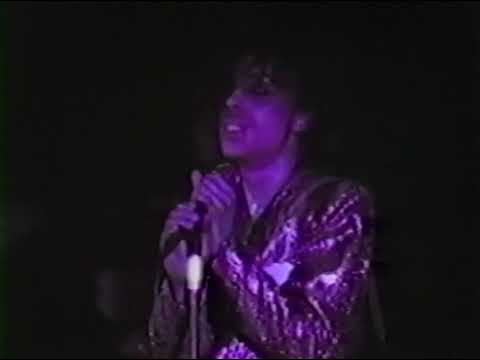 Purple Rain（First Avenue 1983・初お披露目ライブ） のサムネイル