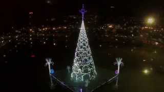 preview picture of video 'Árvore de Natal - Araras-SP - 2014'