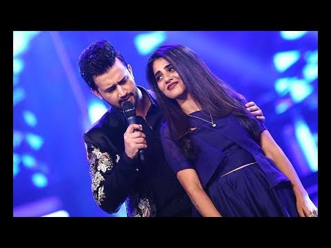 Atif Aslam Amp Qb Performing Tera Sang Yaara Qmobile Hum Style Awards 2017