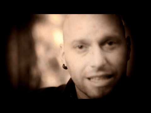 Marco Calliari - EPK - Al Faro Est (en)