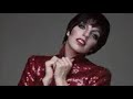 Liza Minnelli sings Crying 1993