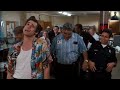 JIM CARREY ACE VENTURA POLICE SCENE