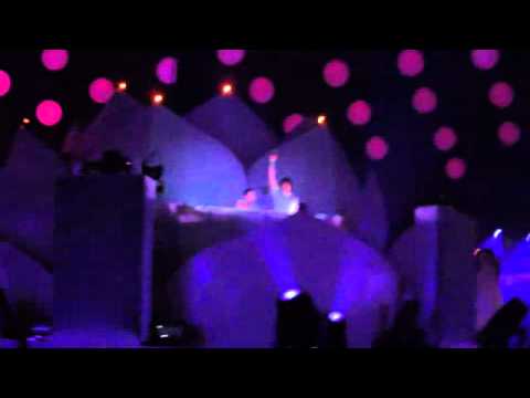 Sensation White Amsterdam 2011 An21 & Max Vangelli - Save the world (SHM)