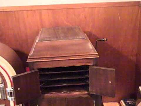 LOUIS KATZMAN IRVING KAUFMAN - TWILIGHT, THE STARS AND YOU - ROARING 20'S VICTROLA.MP4