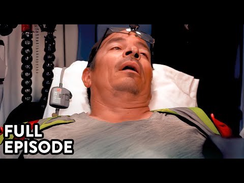 Worker Has Stroke While Driving | Paramedics: Emergency Response S3 E4 Full Episode