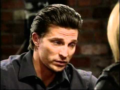 Liason 3/26/07 - Jason & Lulu Talking At Kelly's