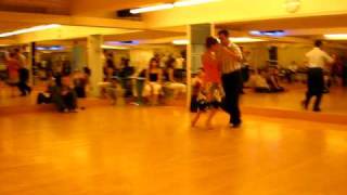Laila & Leandro Oliver Tango Vals Demonstration Cadena Variation Hong Kong June 10 2009