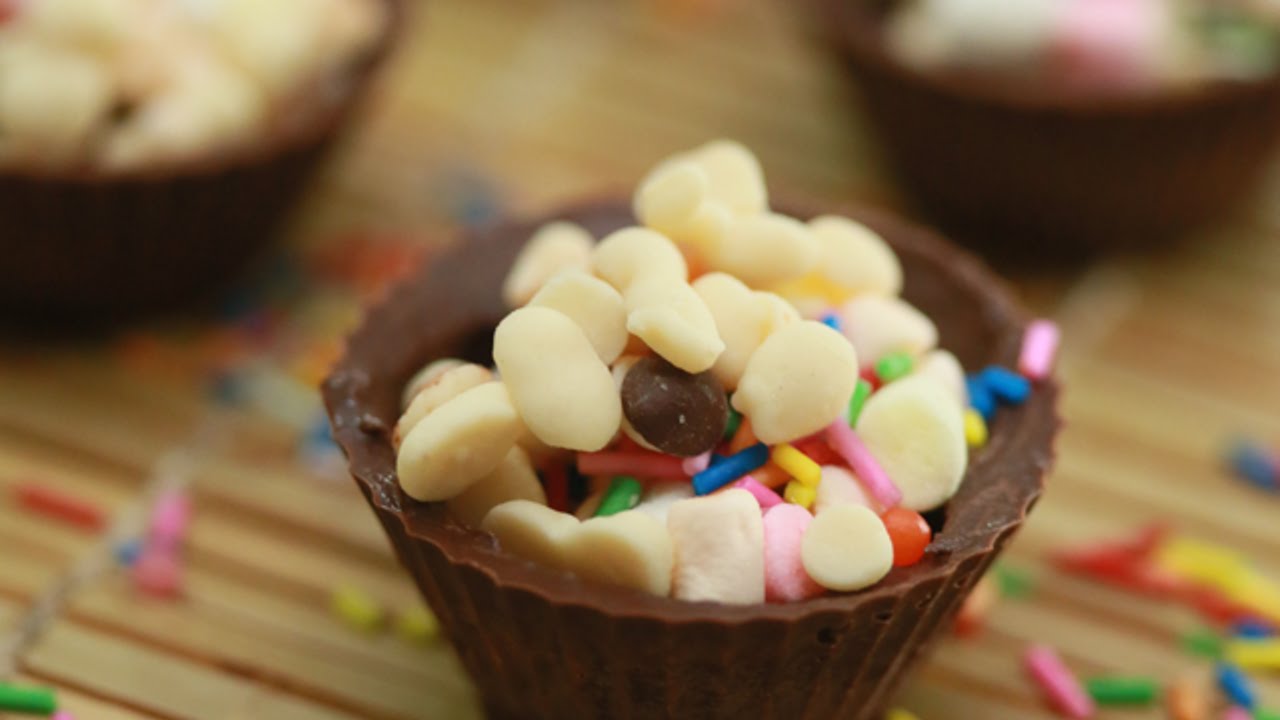 Comment faire des coupelles en chocolat  - DIY Cuisine - Guidecentral
