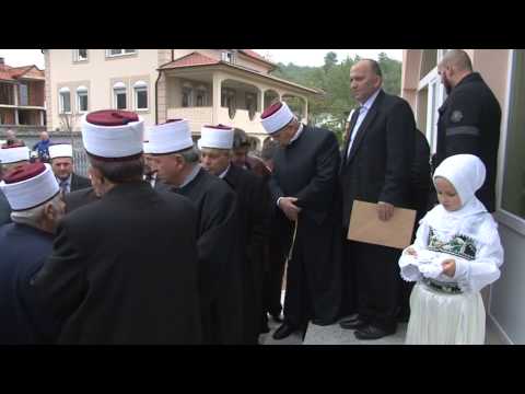 Xhamia e re e fshatit Nerasht - Pjesa 1