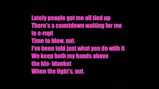 Britney Spears-I Wanna Go (Lyrics)