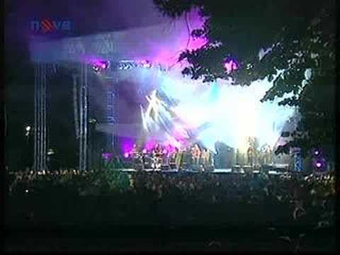 Aneta Langerová první koncert - Nahá noc