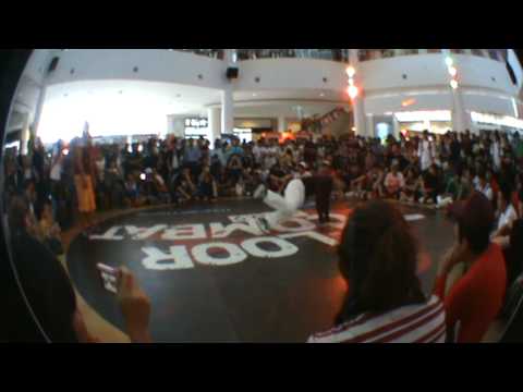 4 Floor Combat 2009 Bboy 1 vs 1 Battle - Day 2 Khenobu Force 136 vs Jhao Buang Master