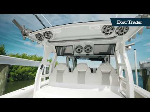 Solace 41 CS Center Console Walkthrough Boat Review