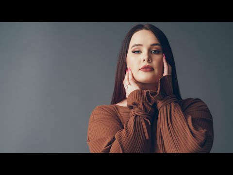 Annie Leibovitz Style Photoshoot with Photek SoftLighter