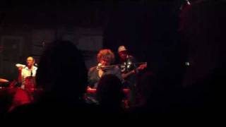 seemanns wärmuet / föhn - büne hubers meccano destructif commando