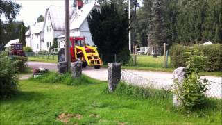 preview picture of video 'Traktorträff 2012 Kedjeåsen Karlskoga'