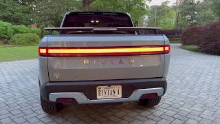 Rivian R1s Limestone