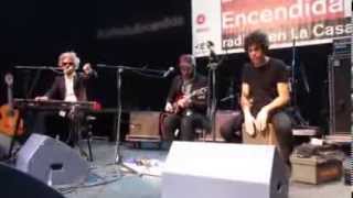 Leon Benavente toca Las ruinas en La Radio Encendida 16.03.2014