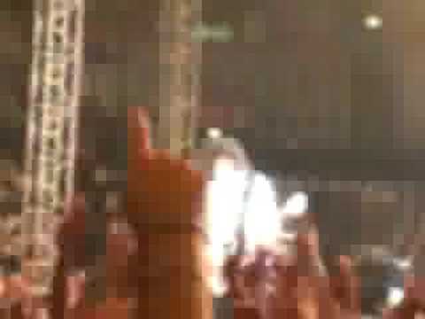 Queen + Paul Rodgers-We Are The Champions- Rome 2008