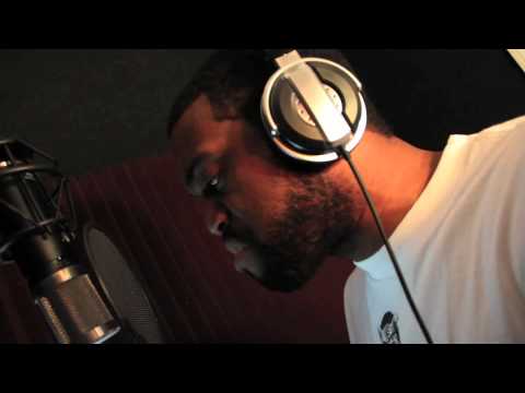 Don Trip - Skeleton Mask (in studio)