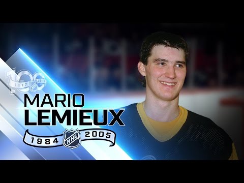 Mario Lemieux scored 100 points 10 different times