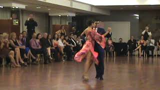 20101128015143 Sebastian Achaval y Roxana Suarez   Pabellón de Rosas de Juan D´Arienzo