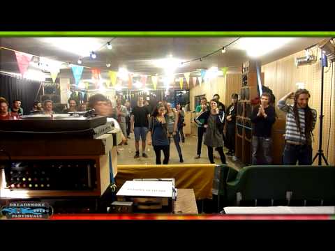 THE MIGHTY JAH OBSERVER - last dub rounds''crazy''early morning vibes pt1 @ lokeren 28-5-14