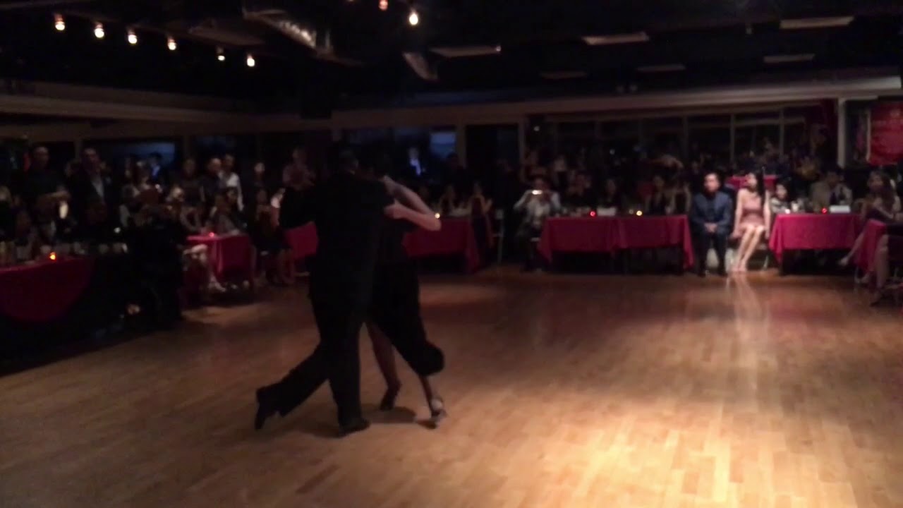 Gabriel Misse y Carla Espinoza 2017 HK 4/4