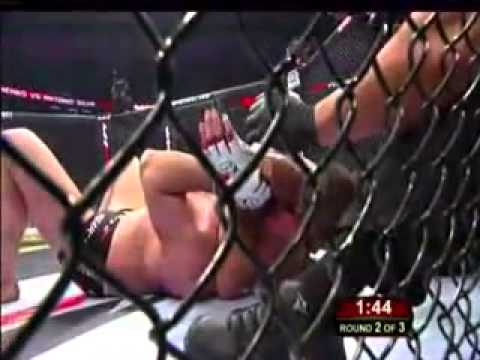 Fedor vs Pezão - best moments Strikeforce Highlights _Melhores Momentos Bigfoot_(By Lougans).flv
