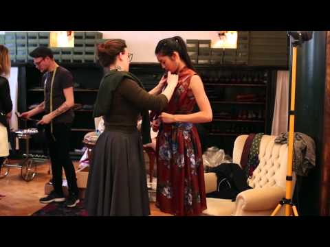 Modelleben: Beim Fitting von Lena Hoschek - mit Anu und Franzi Knuppe