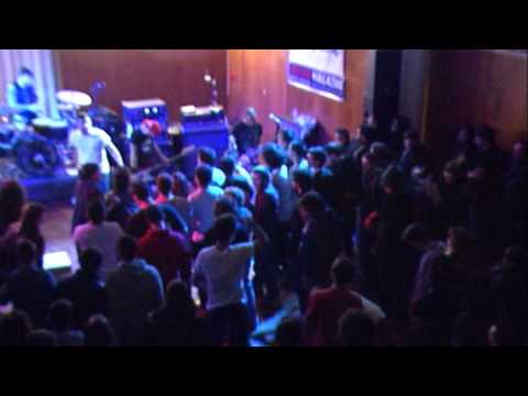 HILLS HAVE EYES - "HOLD YOUR BREATH" (LIVE SOUND)