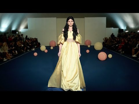 Tuba Ergin | Fall/Winter 2018/19 | Mercedes Benz Fashion Week Istanbul
