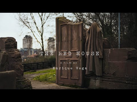 THE RED HOUSE | North East England | Minolta MC W. Rokkor-SI 24 mm f/ 2.8 put on test.
