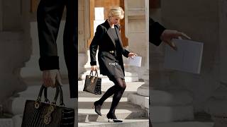 Download lagu She was a bad B*tch!😭#royalfamily #royal #queen #royalty #fashion #princess #britishroyalfamily mp3