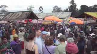 preview picture of video 'Goroka Market, Papua New Guinea'