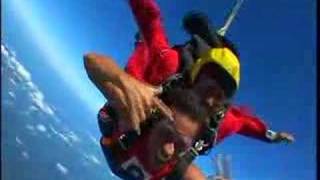 preview picture of video 'Salto de Jesus Pumar Valladares en Higuerote (Skydive)'