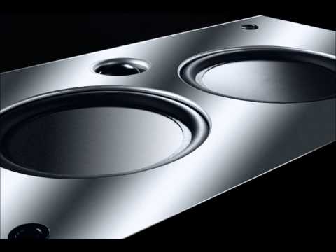 loona_vs._movetown_-_el_cucaracho_-_el_muchacho