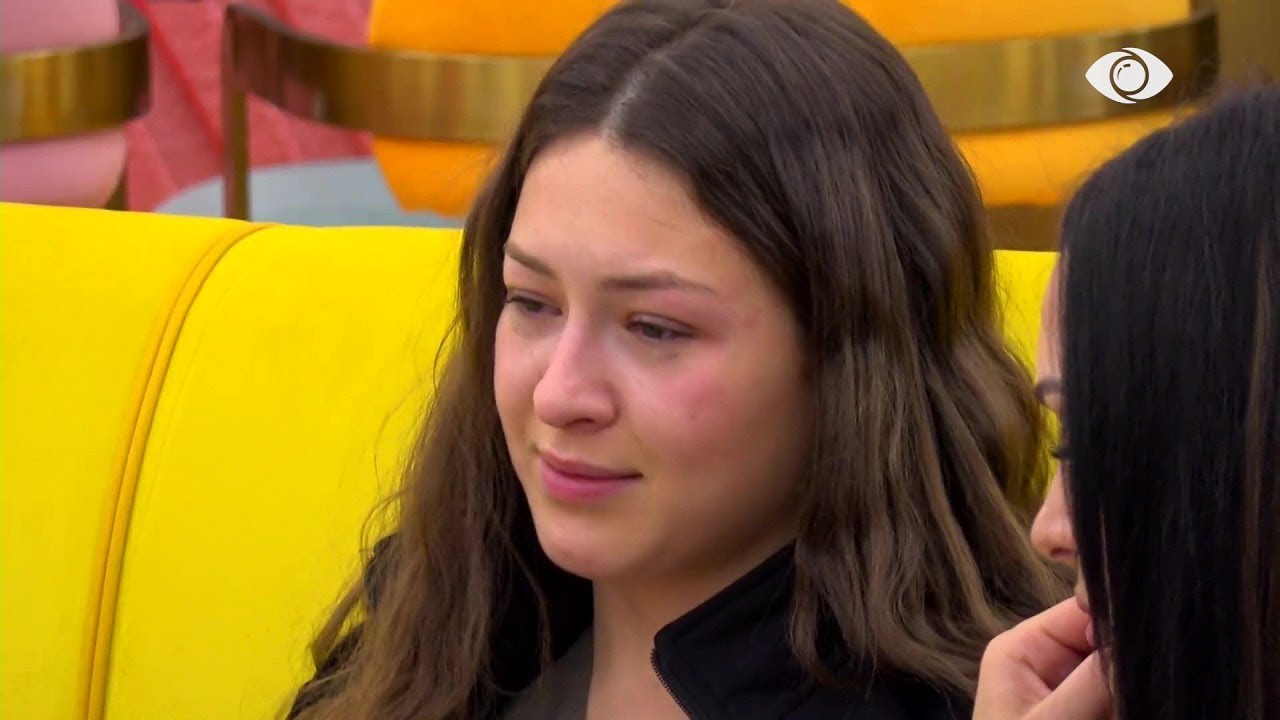 “Më mbyllën dhe torturuan në tualet”/ Françeska tregon si është bullizuar në fëmijëri