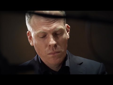 Frédéric Chopin: 12 Etudes Opus 10 (complete)