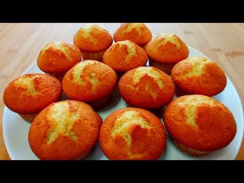 MUFFINS SOFFICI AL PROFUMO DI LIMONE - RICETTA FACILISSIMA E VELOCE