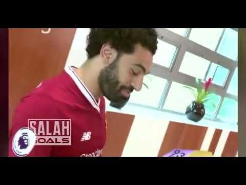 Mo salah reacting to his FIFA 18 POTM CARD!